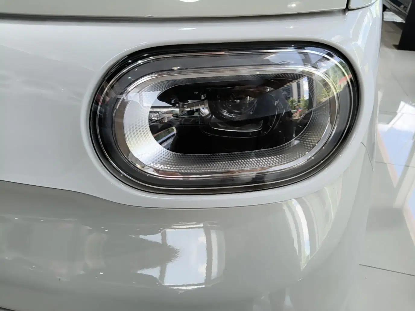 Wuling Hongguang MINIEV 2024 3rd Generation 215km Youth Edition — миниатюра 8
