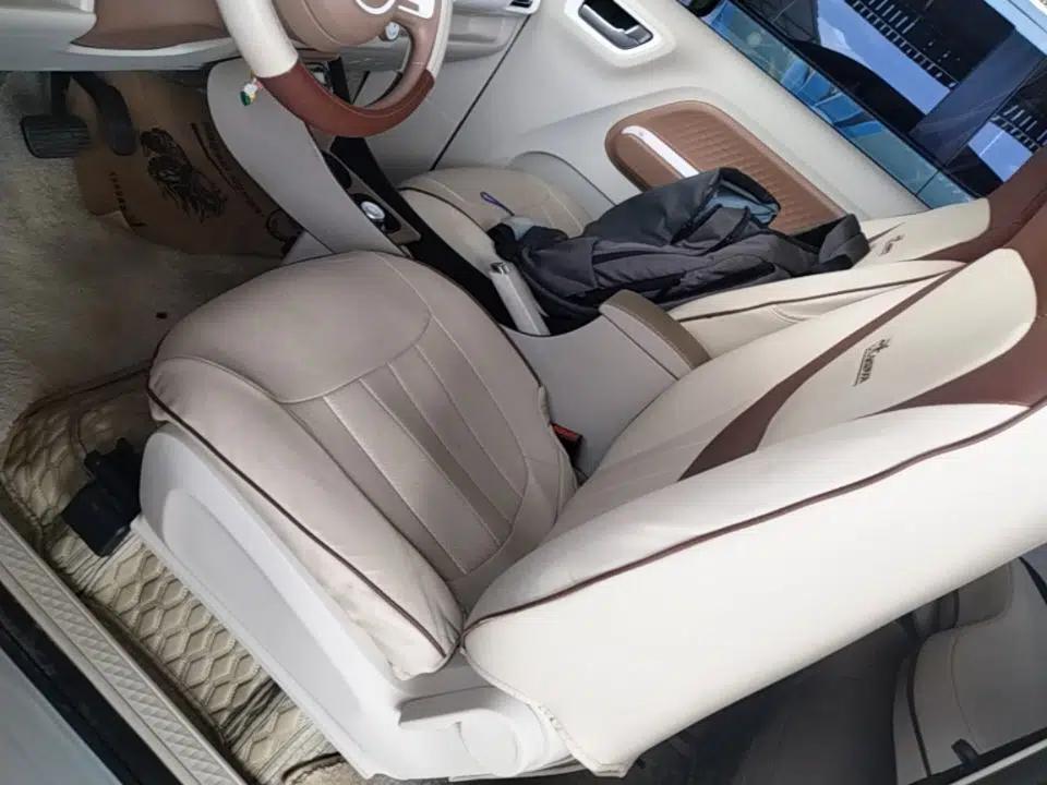 Wuling Hongguang MINIEV 2024 3rd Generation 215km Youth Edition — миниатюра 17