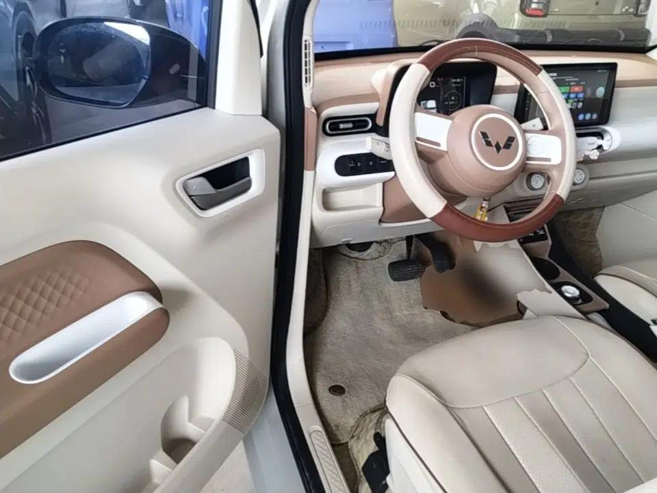 Wuling Hongguang MINIEV 2024 3rd Generation 215km Youth Edition — миниатюра 18