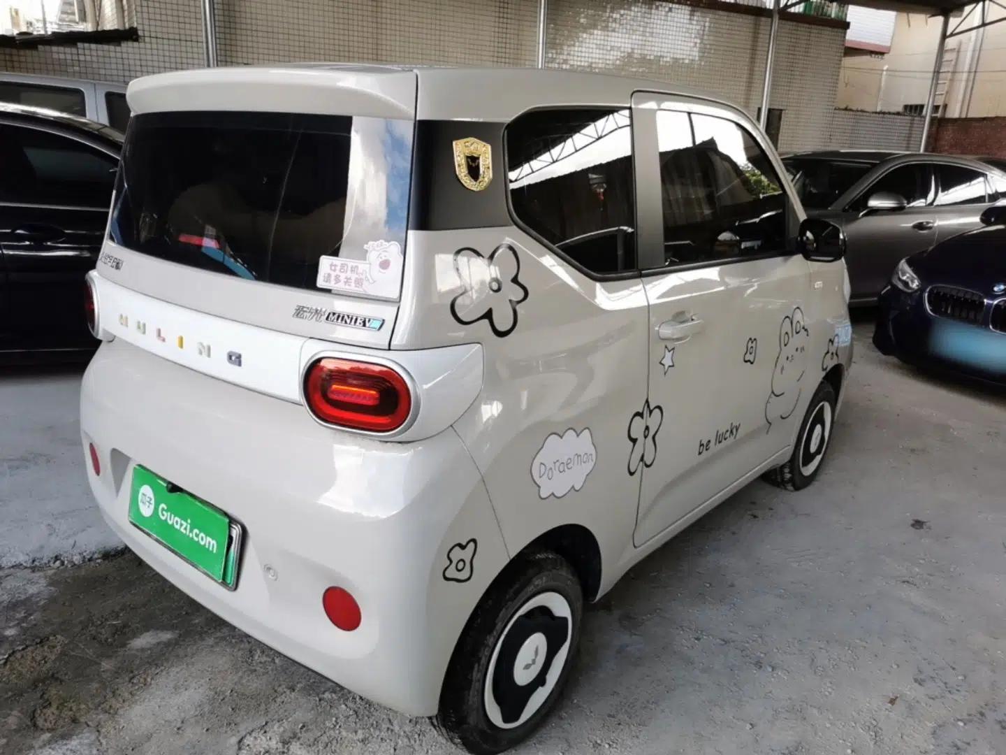 Wuling Hongguang MINIEV 2024 3rd Generation 215km Youth Edition — миниатюра 6