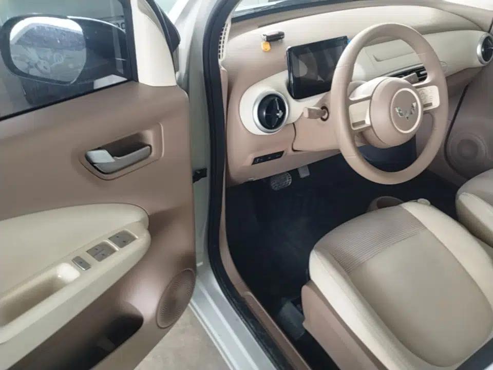 Wuling Hongguang MINIEV 2025 Four-Door Version Advanced Edition — миниатюра 18