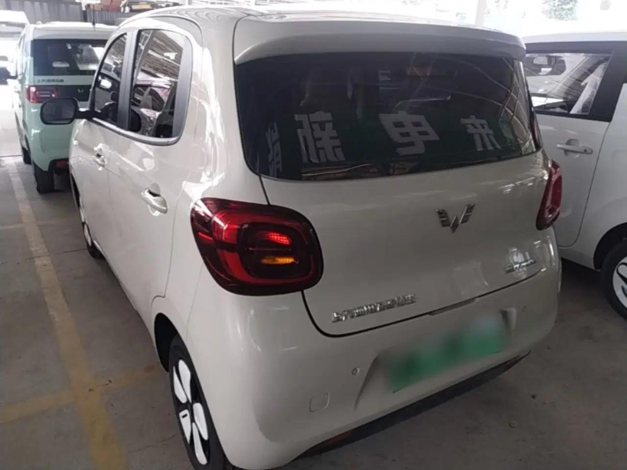 Wuling Hongguang MINIEV 2025 Four-Door Version Advanced Edition — миниатюра 4