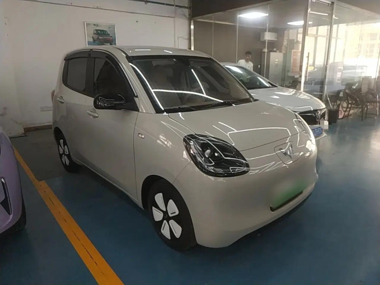 Wuling Hongguang MINIEV 2025 Four-Door Version Advanced Edition — миниатюра 3