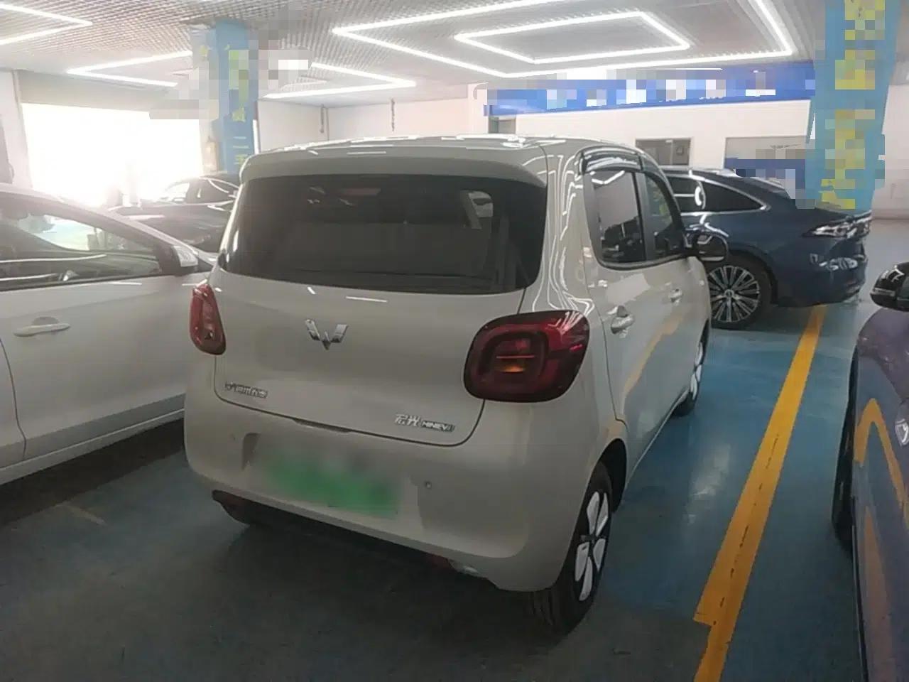 Wuling Hongguang MINIEV 2025 Four-Door Version Advanced Edition — миниатюра 6