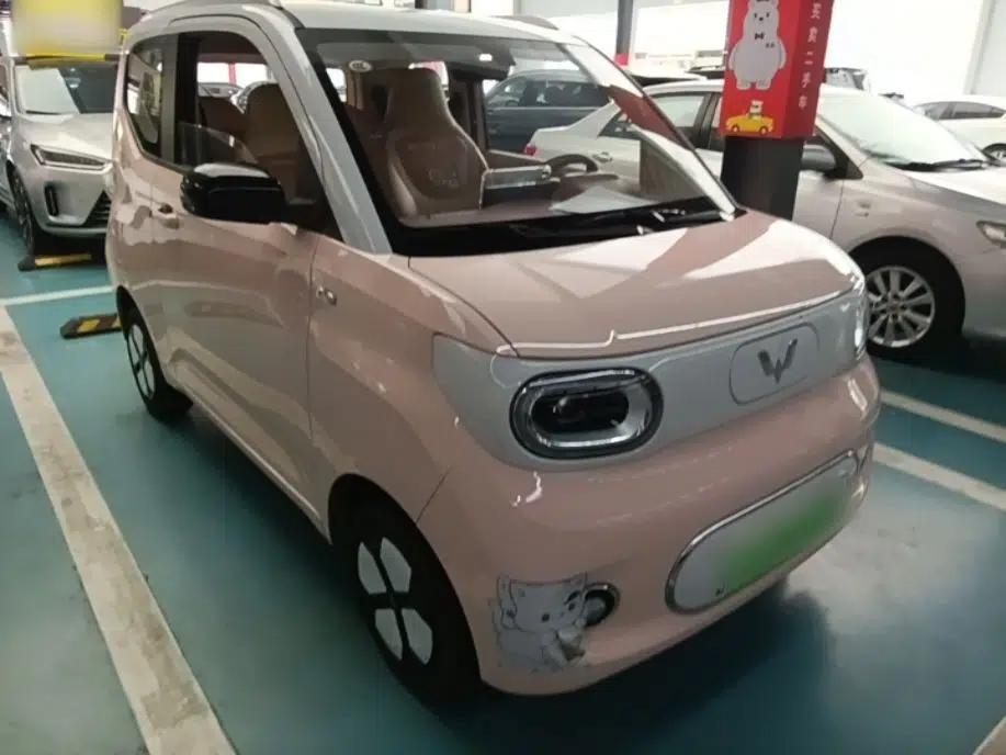 Wuling Hongguang MINIEV 2024 3rd Generation 215km Advanced Version — миниатюра 3