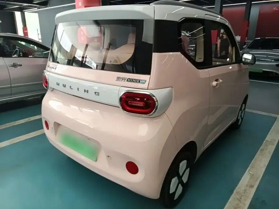 Wuling Hongguang MINIEV 2024 3rd Generation 215km Advanced Version — миниатюра 6