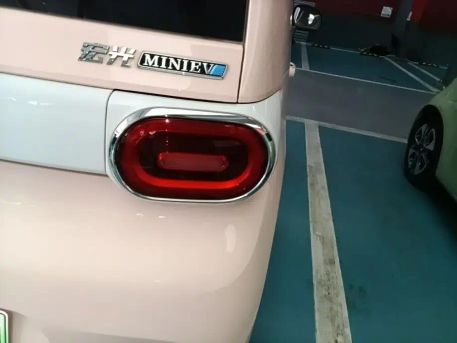 Wuling Hongguang MINIEV 2024 3rd Generation 215km Advanced Version — миниатюра 9