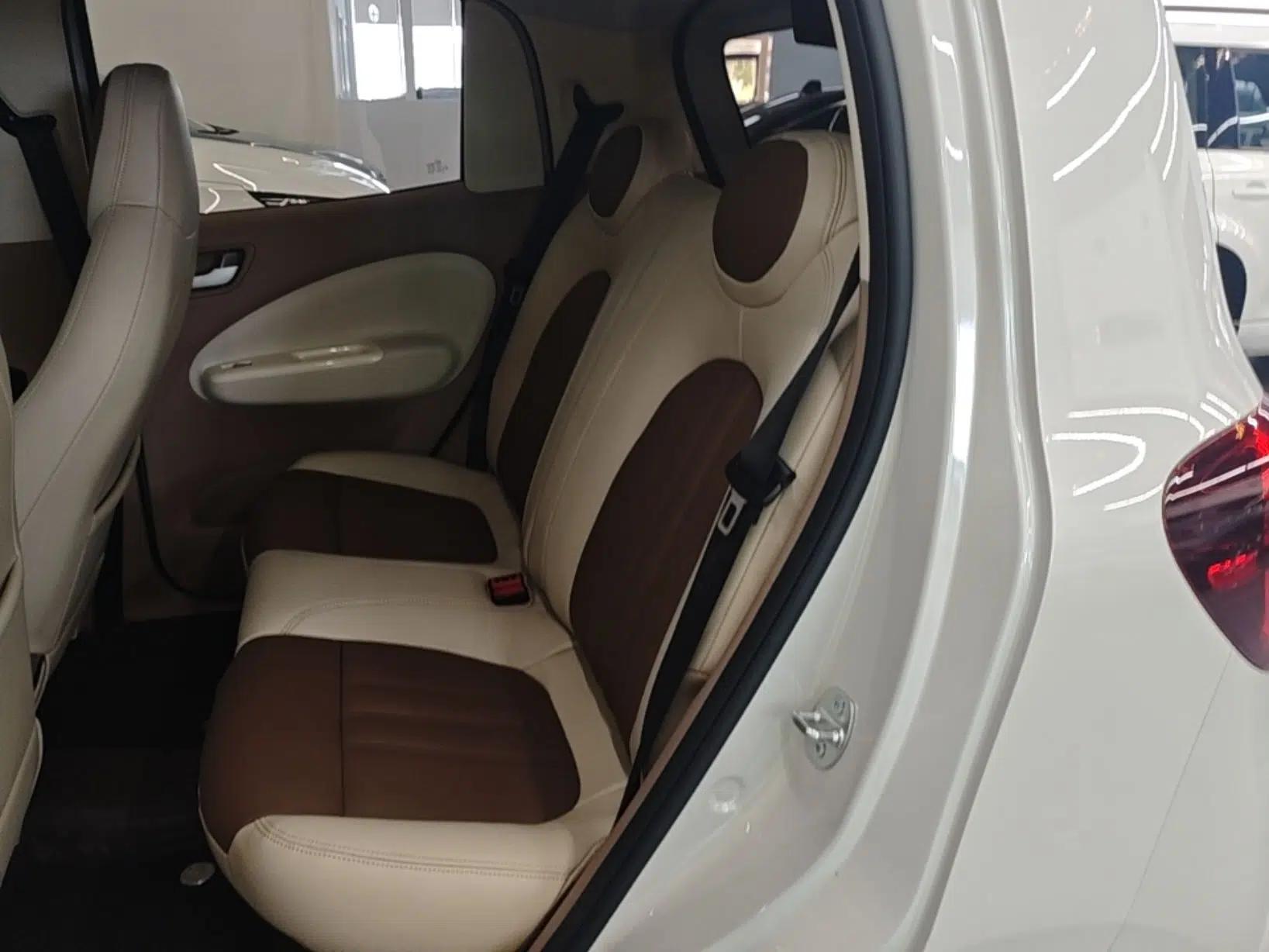 Wuling Hongguang MINIEV 2025 Four-Door Version Advanced Edition — миниатюра 20