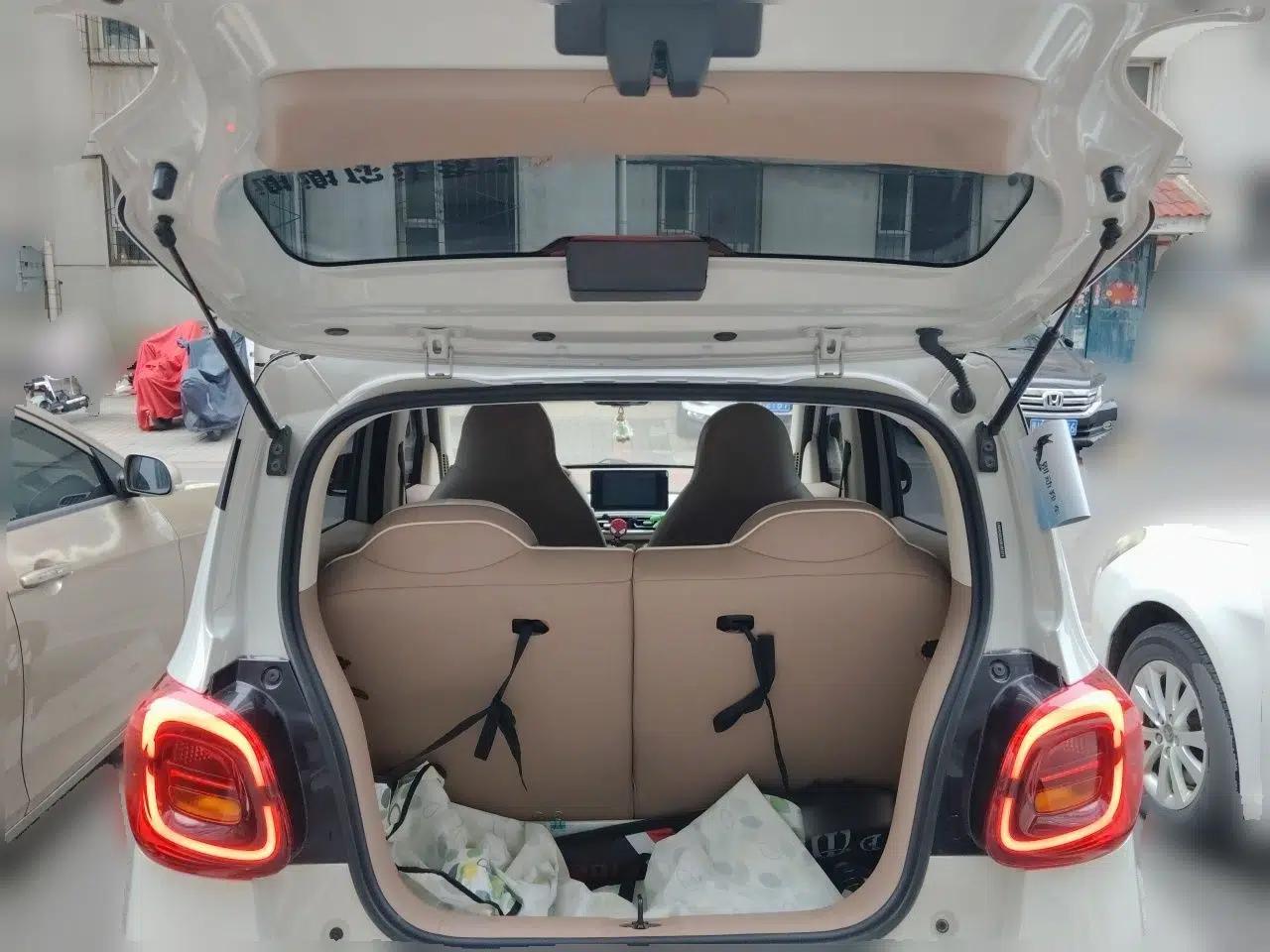 Wuling Hongguang MINIEV 2025 Four-Door Version Zhenxiang+ Edition — миниатюра 16