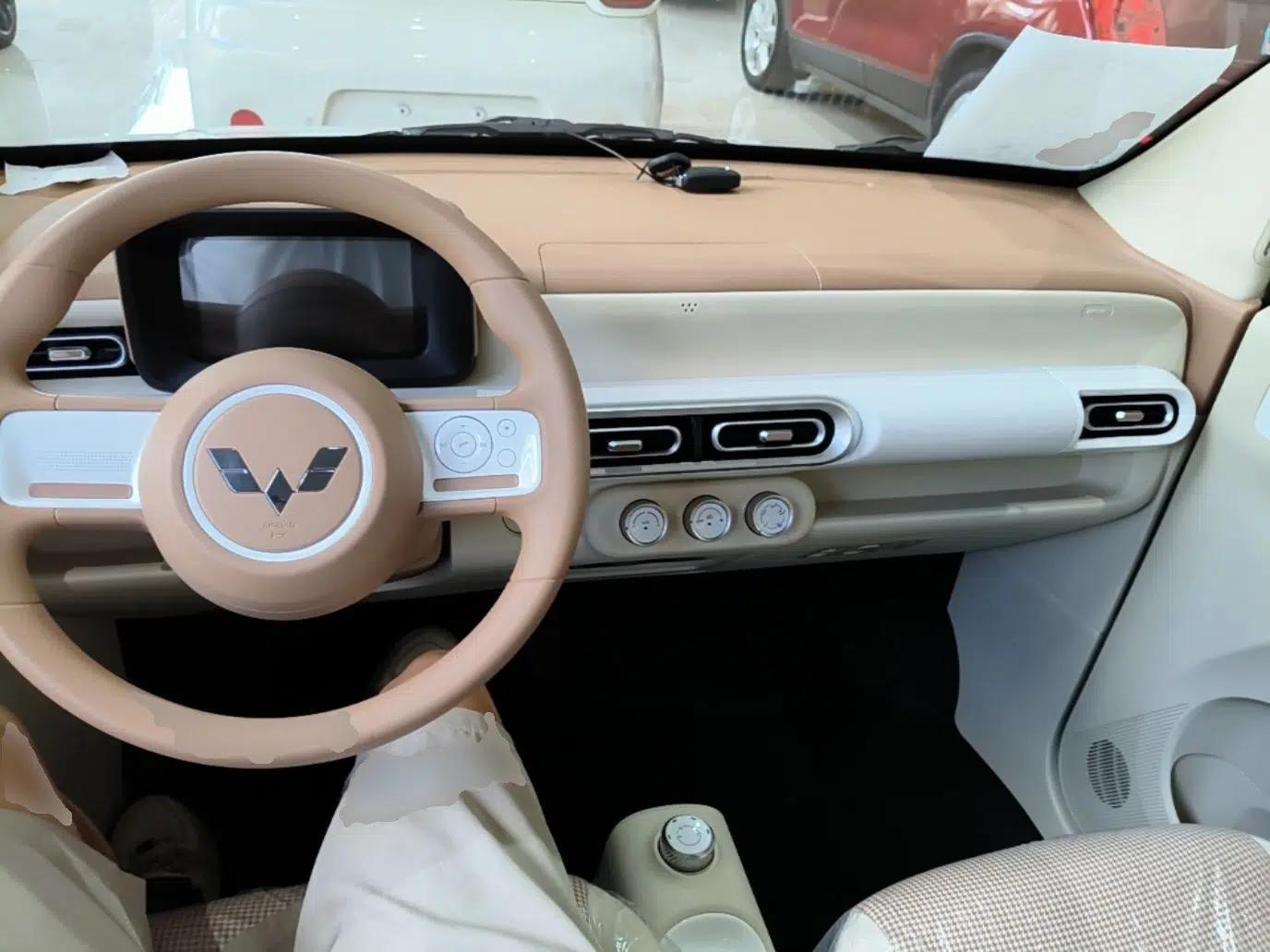 Wuling Hongguang MINIEV 2024 3rd Generation 215km Youth Edition — миниатюра 12