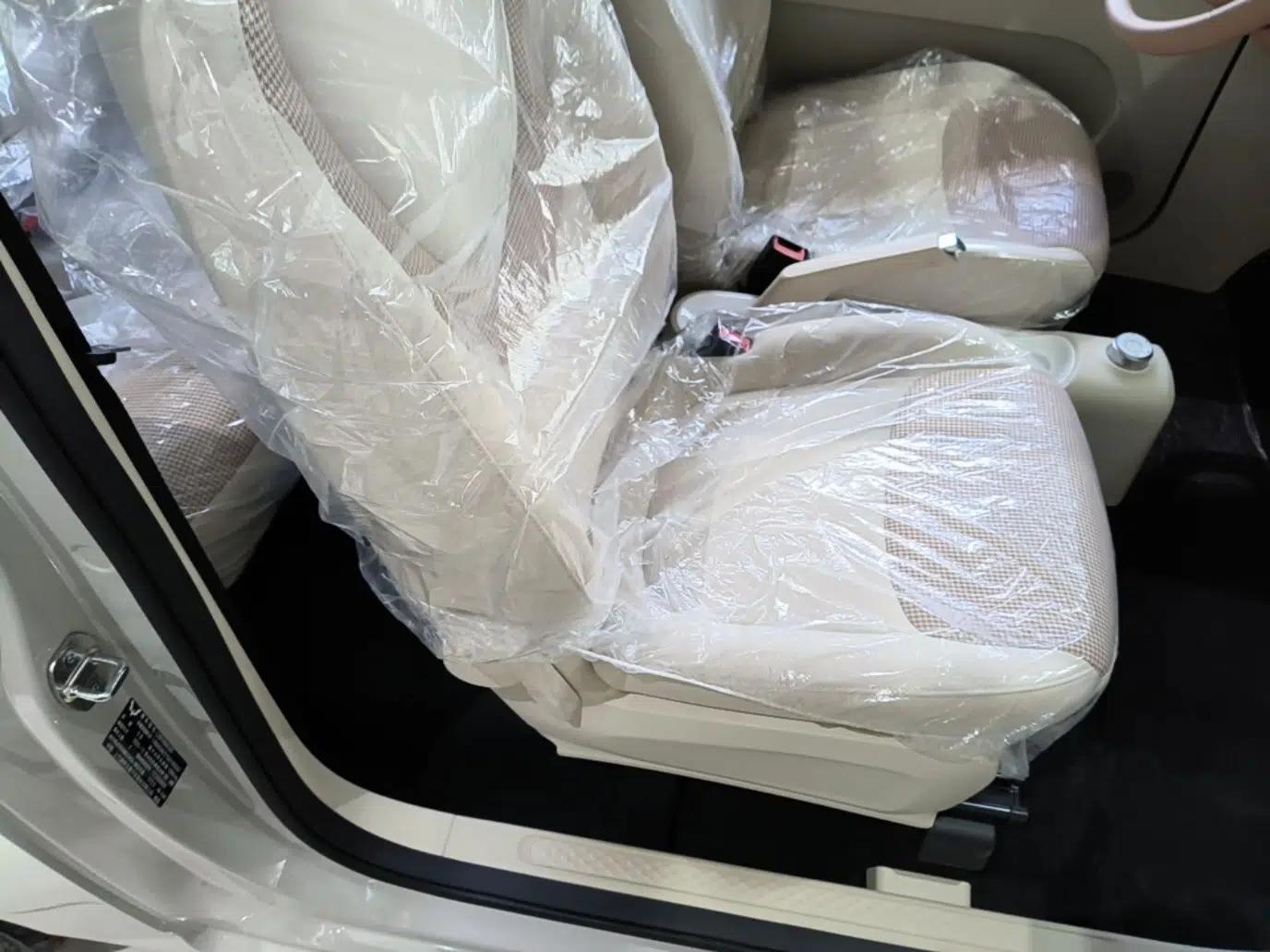 Wuling Hongguang MINIEV 2024 3rd Generation 215km Youth Edition — миниатюра 19