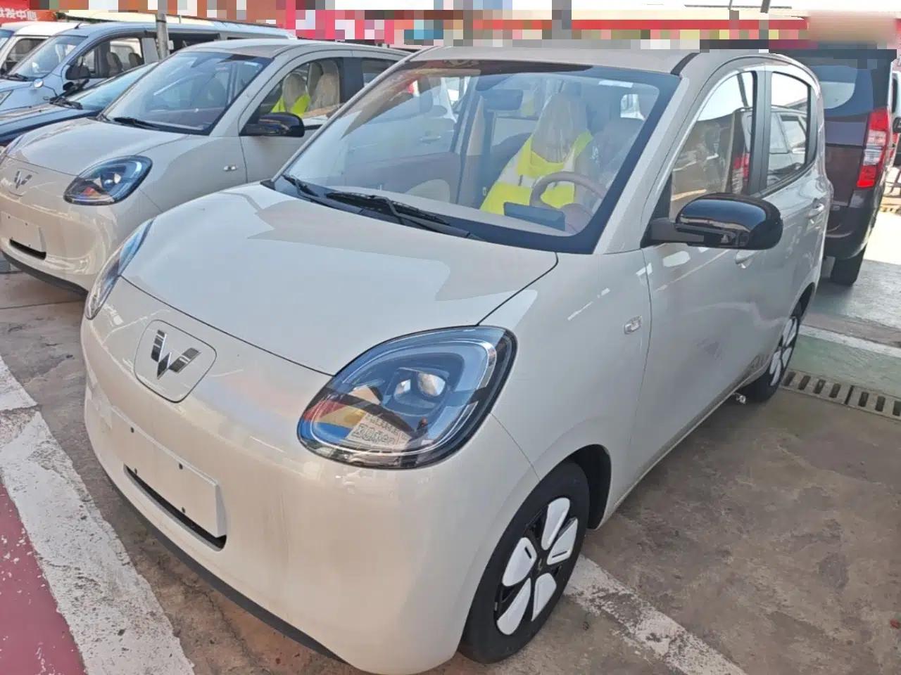 Wuling Hongguang MINIEV 2025 Four-Door Version Advanced Edition — миниатюра 1
