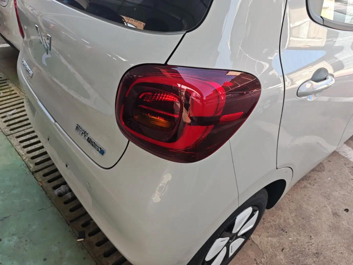 Wuling Hongguang MINIEV 2025 Four-Door Version Advanced Edition — миниатюра 9
