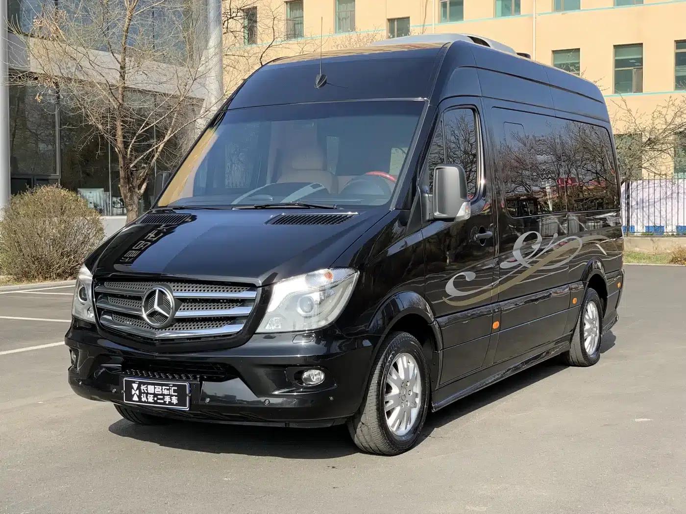 2017 Sprinter 3.5L Automatic — миниатюра 1