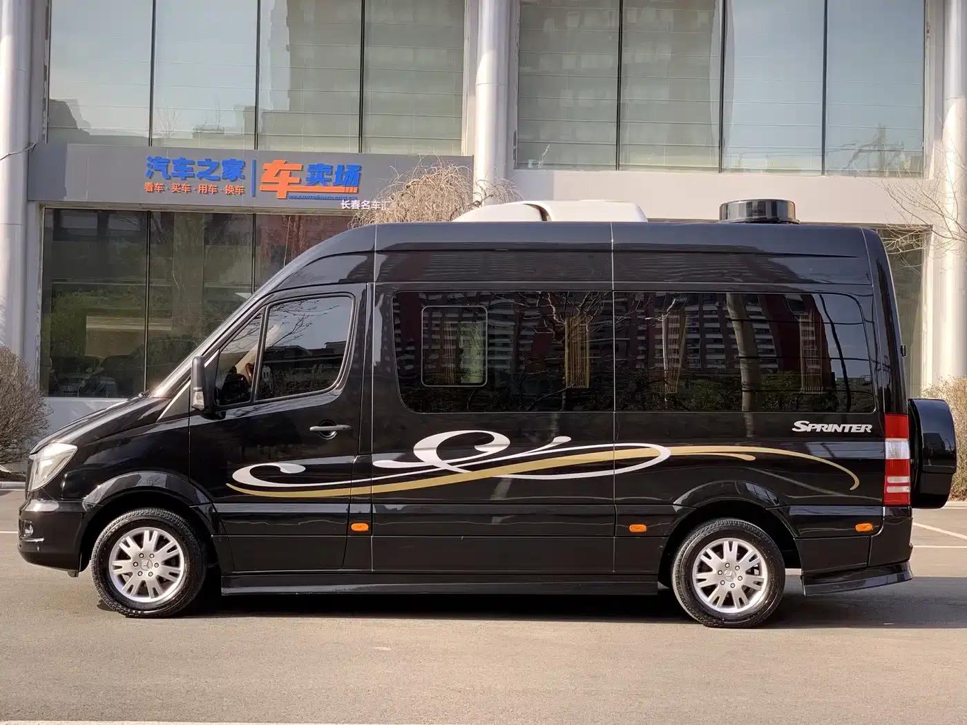 2017 Sprinter 3.5L Automatic — миниатюра 4