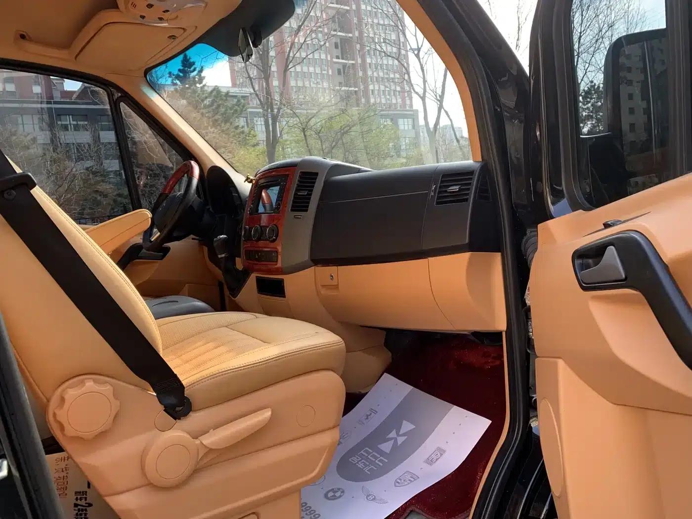 2017 Sprinter 3.5L Automatic — миниатюра 8