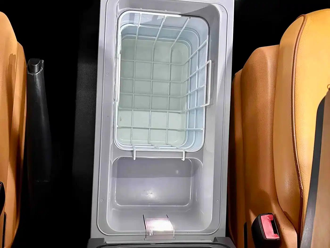 2016 Sprinter 3.5L Automatic — миниатюра 23