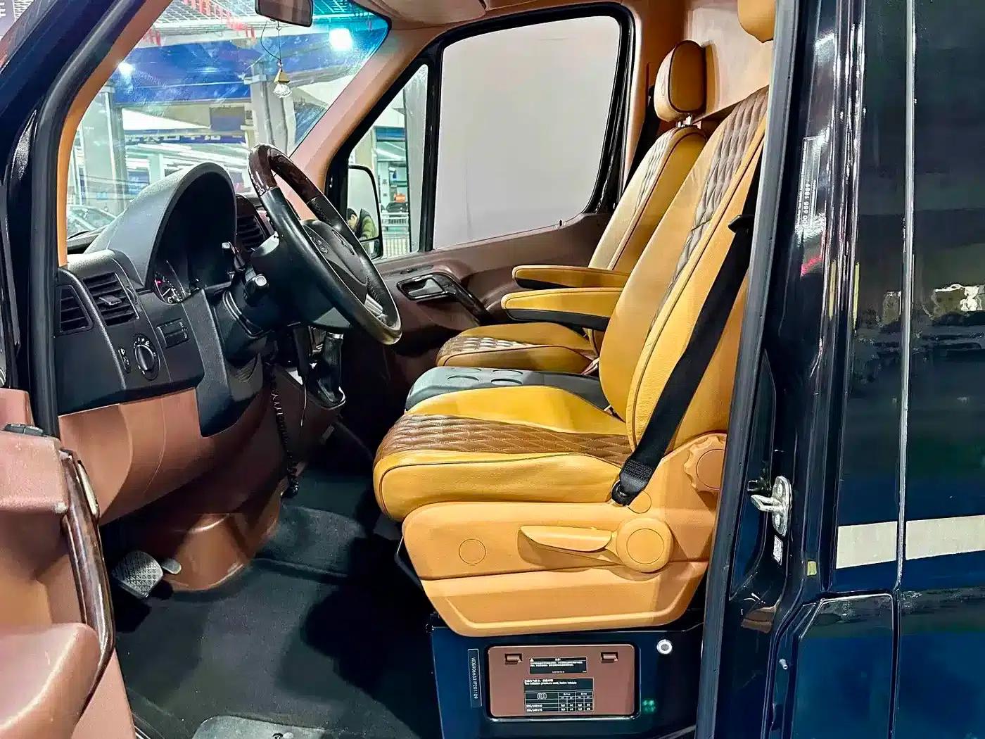 2016 Sprinter 3.5L Automatic — миниатюра 5