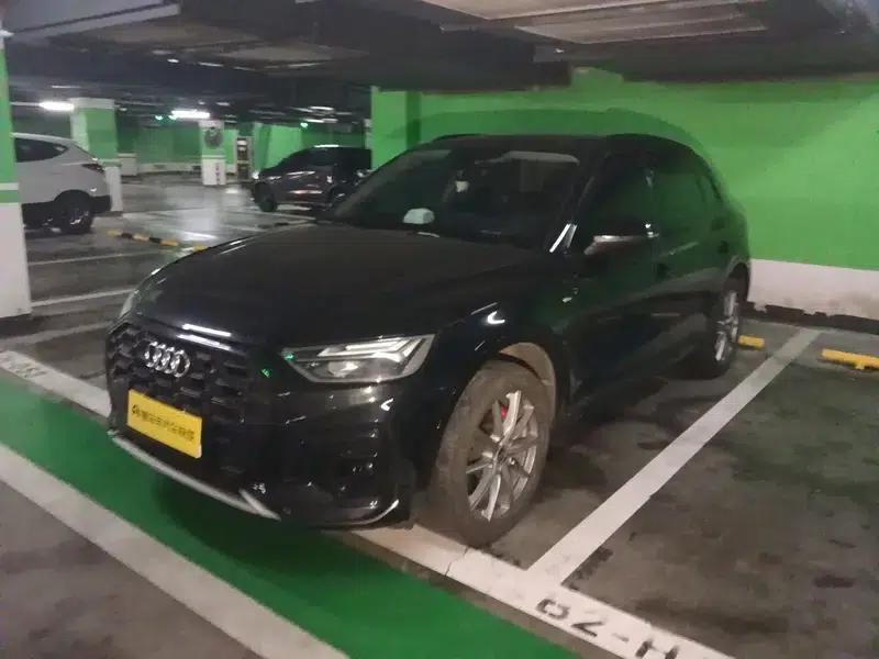 Audi Q5L 2022 40T RS Sport Package — миниатюра 1