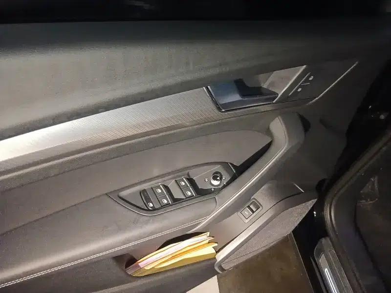 Audi Q5L 2022 40T RS Sport Package — миниатюра 15