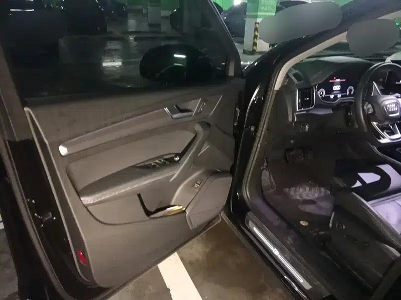 Audi Q5L 2022 40T RS Sport Package — миниатюра 16