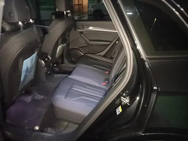 Audi Q5L 2022 40T RS Sport Package — миниатюра 9