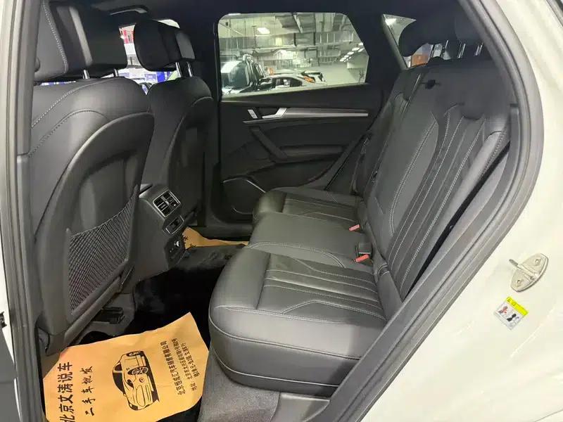 Audi Q5L 2023 40T Ice and Snow Sport Edition — миниатюра 17