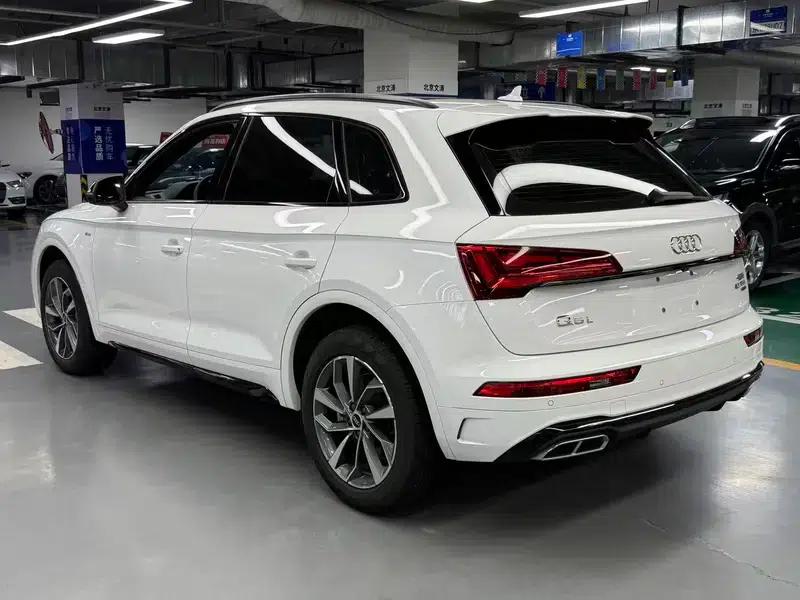 Audi Q5L 2023 40T Ice and Snow Sport Edition — миниатюра 4
