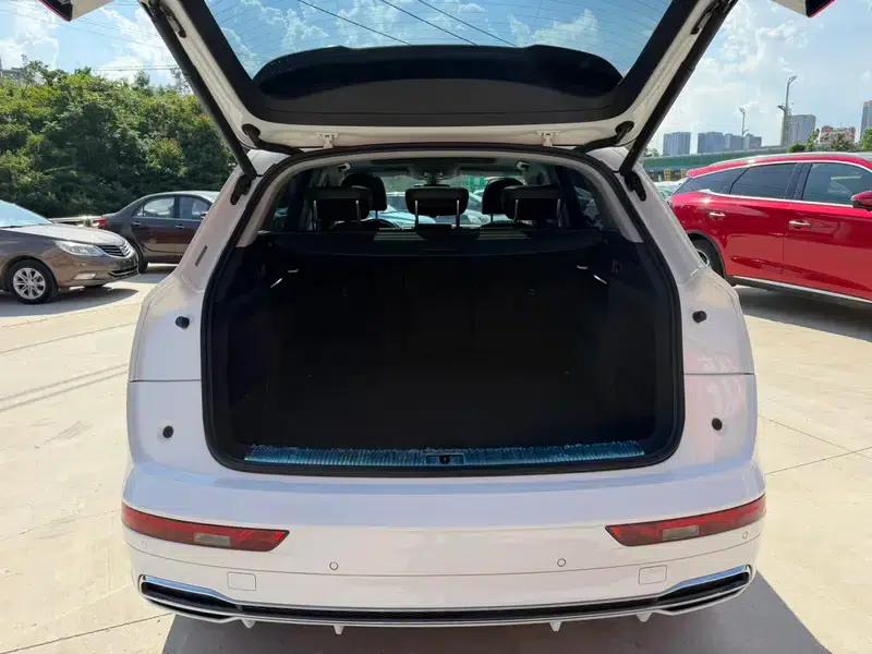 Audi Q5L 2020 Facelift 40 TFSI Luxury Fashion Edition — миниатюра 17