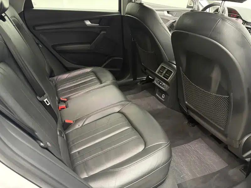 Audi Q5L 2020 45 TFSI Premium Elegance Edition — миниатюра 14