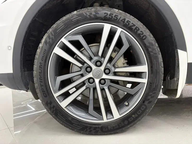 Audi Q5L 2020 45 TFSI Premium Elegance Edition — миниатюра 6