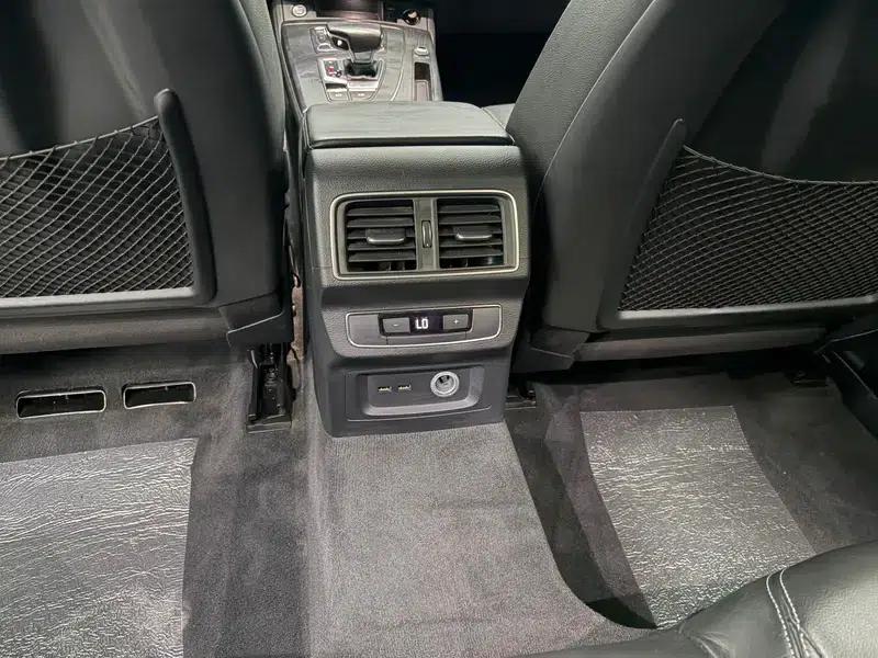 Audi Q5L 2020 45 TFSI Premium Elegance Edition — миниатюра 7