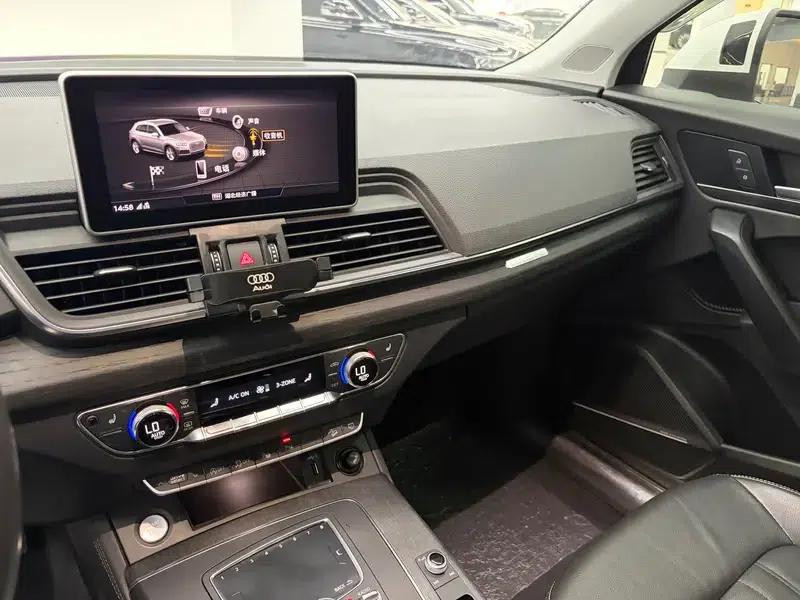 Audi Q5L 2020 45 TFSI Premium Elegance Edition — миниатюра 8