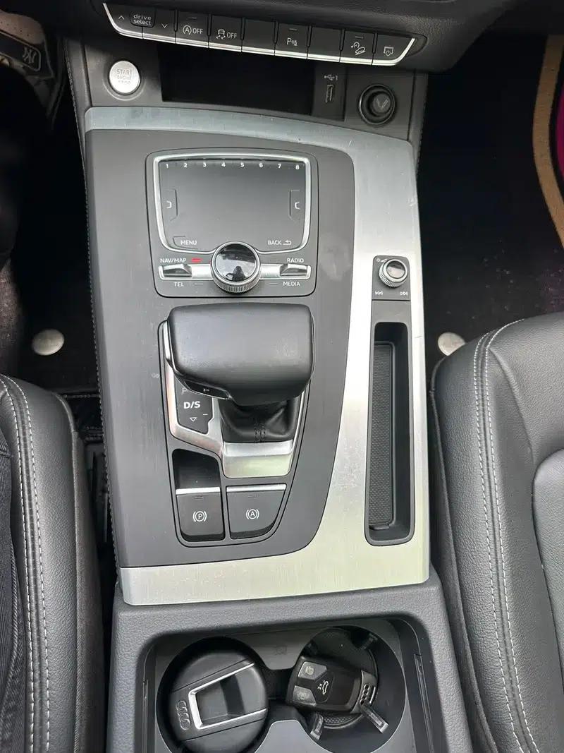 Audi Q5L 2020 40 TFSI Luxury Progressive Edition — миниатюра 11