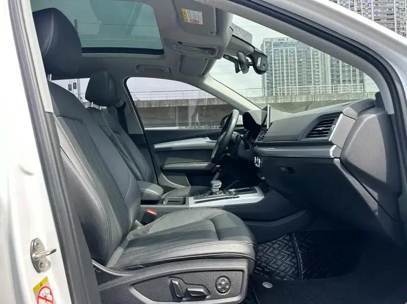 Audi Q5L 2020 40 TFSI Luxury Progressive Edition — миниатюра 16