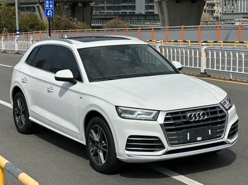 Audi Q5L 2020 40 TFSI Luxury Progressive Edition — миниатюра 3
