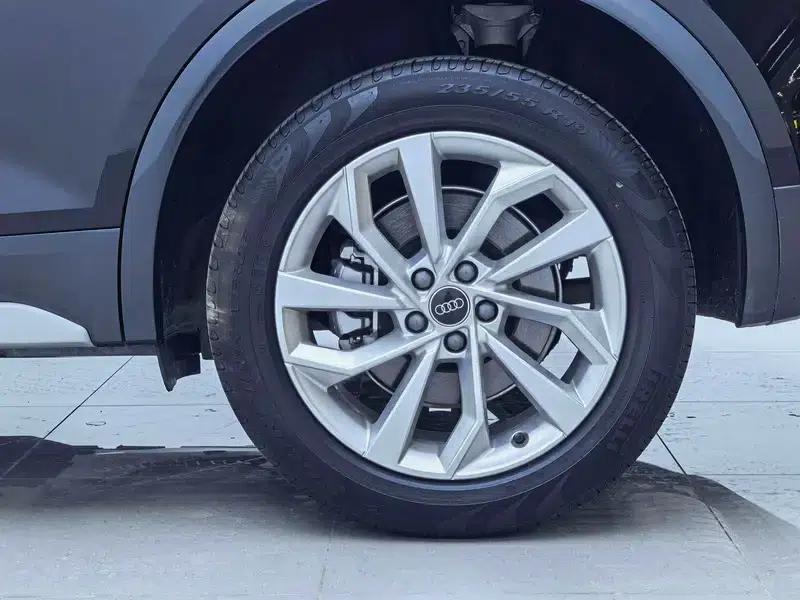 Audi Q5L 2023 40T Luxury Elegance — миниатюра 9