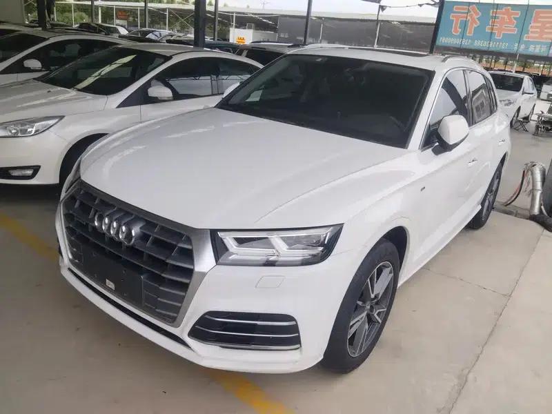 Audi Q5L 2018 40 TFSI Luxury Fashion Edition (National V Emission Standard) — миниатюра 1