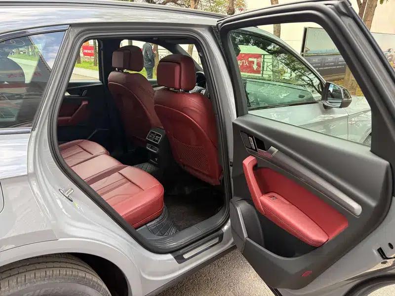 Audi Q5L 2025 quattro 45th Anniversary Edition 40TFSI Luxury Dynamic — миниатюра 24