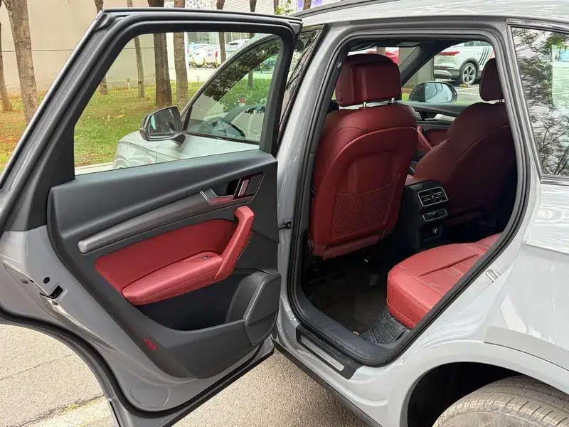 Audi Q5L 2025 quattro 45th Anniversary Edition 40TFSI Luxury Dynamic — миниатюра 27