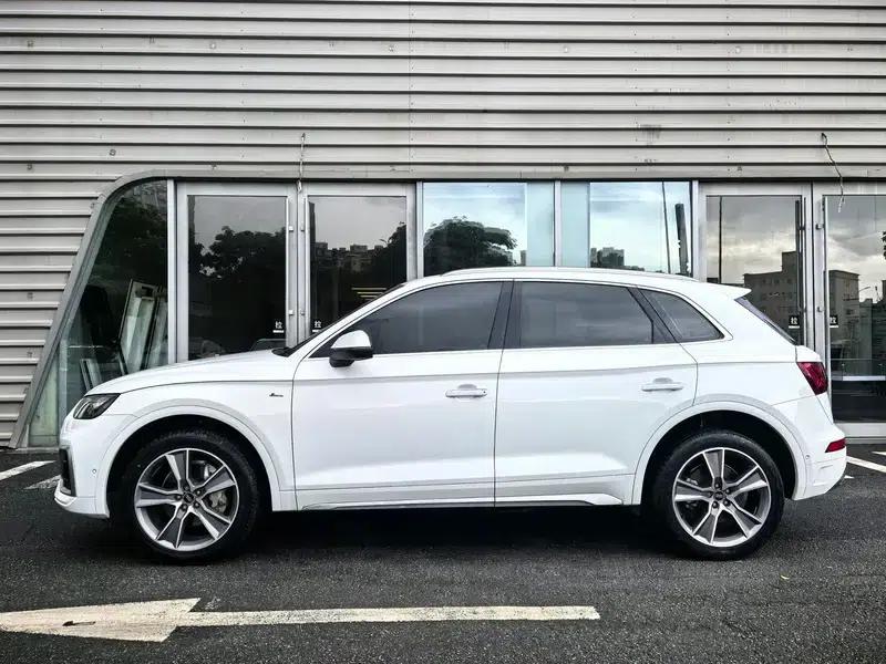 Audi Q5L 2022 45T Luxury Dynamic — миниатюра 3