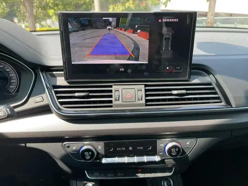 Audi Q5L 2023 40T Luxury Dynamic — миниатюра 6