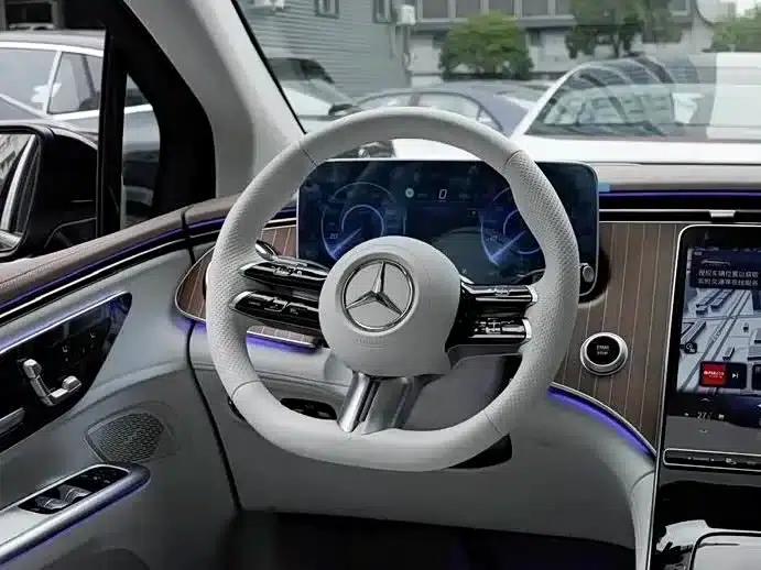 Mercedes-Benz EQE SUV 2024 500 4MATIC Luxury Edition — миниатюра 17