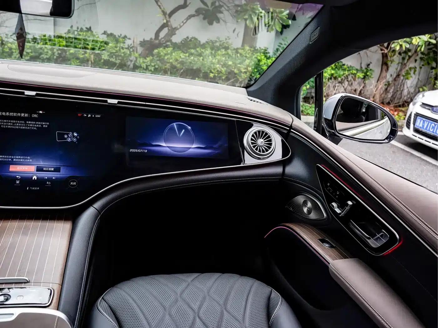 Mercedes-Benz EQS 2022 Facelift 580 4MATIC — миниатюра 15