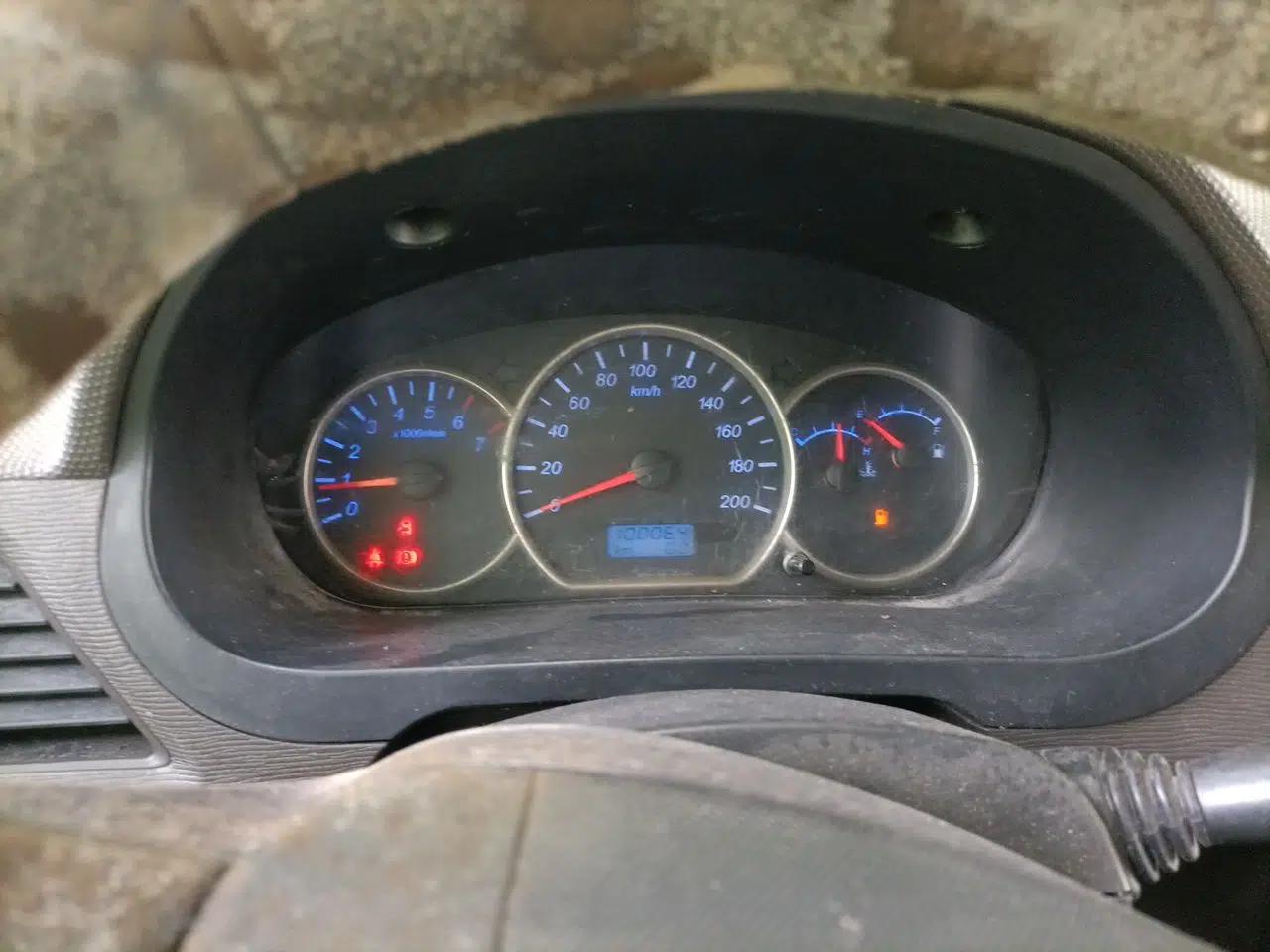 Wuling Hongguang 2014 1.5L S Standard Version — миниатюра 11