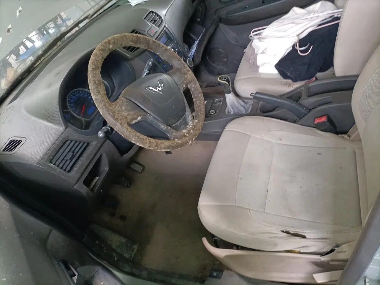 Wuling Hongguang 2014 1.5L S Standard Version — миниатюра 15
