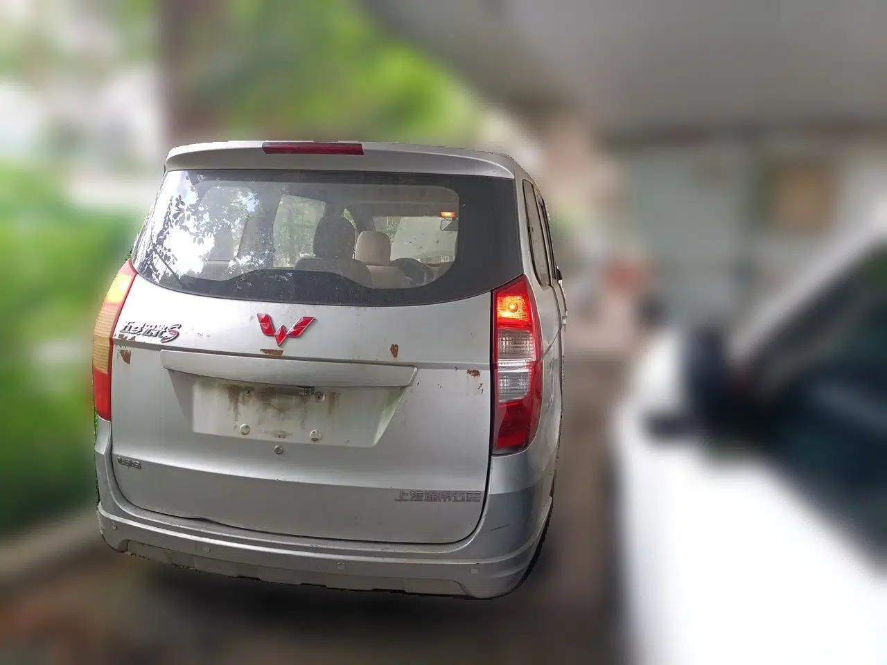 Wuling Hongguang 2014 1.5L S Standard Version — миниатюра 6