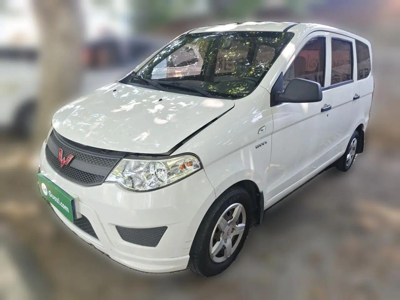 Wuling Hongguang 2016 1.5L S Comfort Version — миниатюра 1