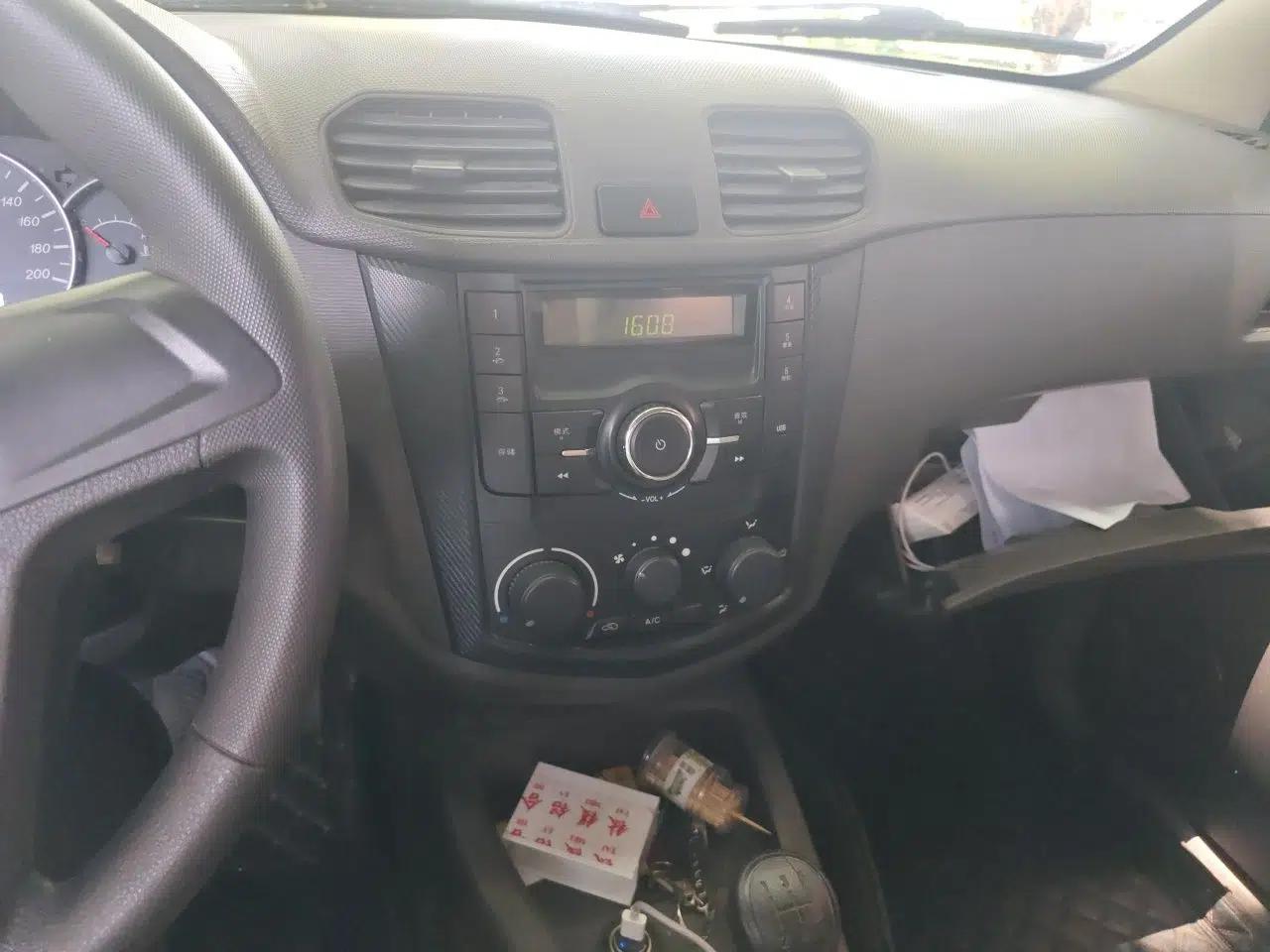 Wuling Hongguang 2016 1.5L S Comfort Version — миниатюра 13