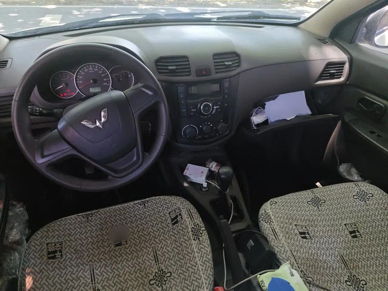Wuling Hongguang 2016 1.5L S Comfort Version — миниатюра 9